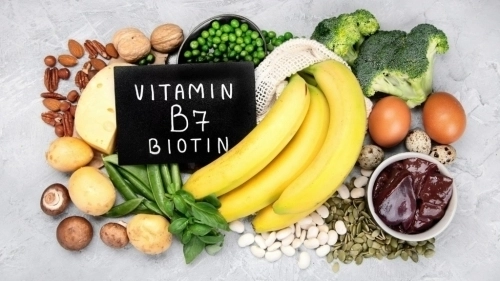 Biotin (Vitamin B7) Là Gì? (Hỗ Trợ Tóc & Da Khỏe Từ Bên Trong)  Công dụng & Thực Phẩm Giàu B7