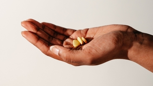 ⭐ Vitamin tan trong nước là gì?